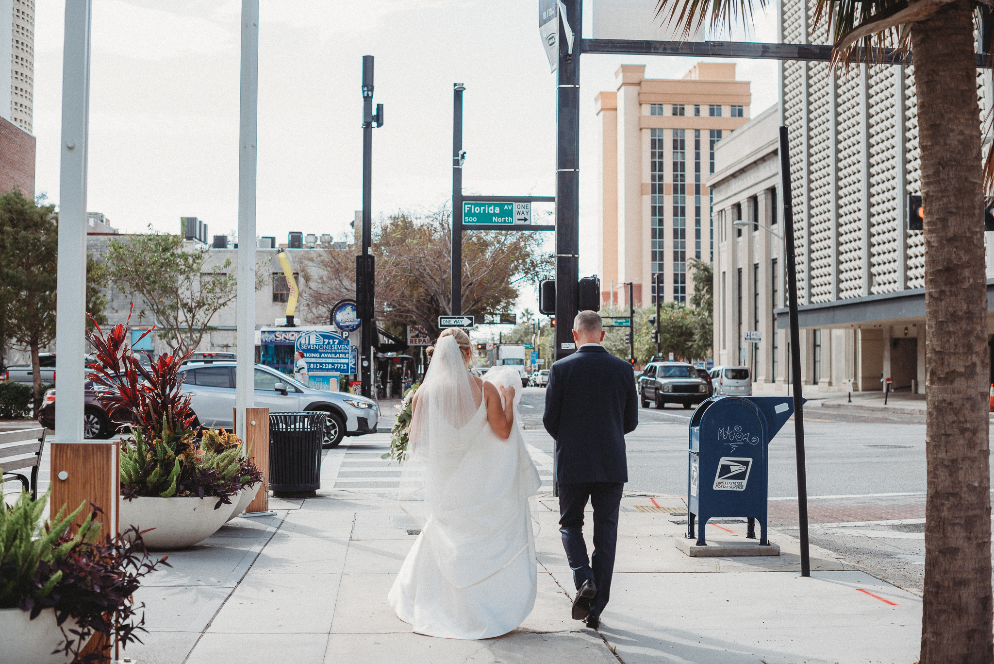 Bride and Groom Portrait Downtown Tampa, Caleo Photography
